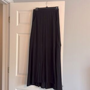 Inhabit long skirt with pockets S